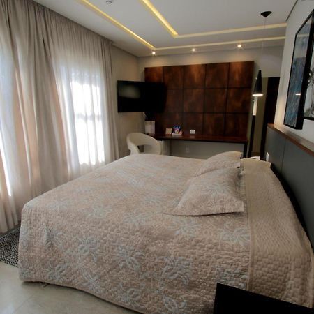 Adria Premium Hotel Guarapuava Exteriör bild