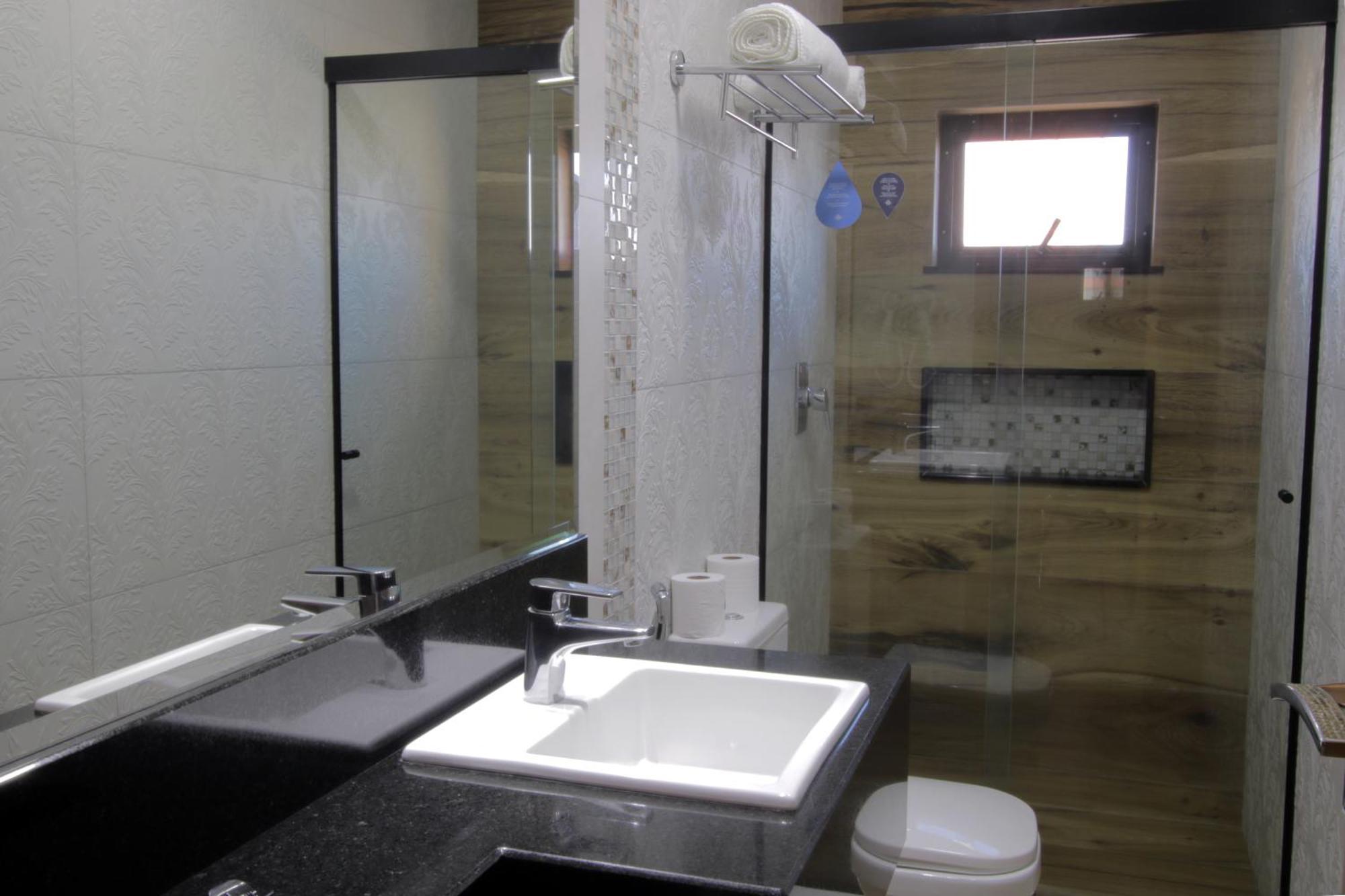 Adria Premium Hotel Guarapuava Exteriör bild
