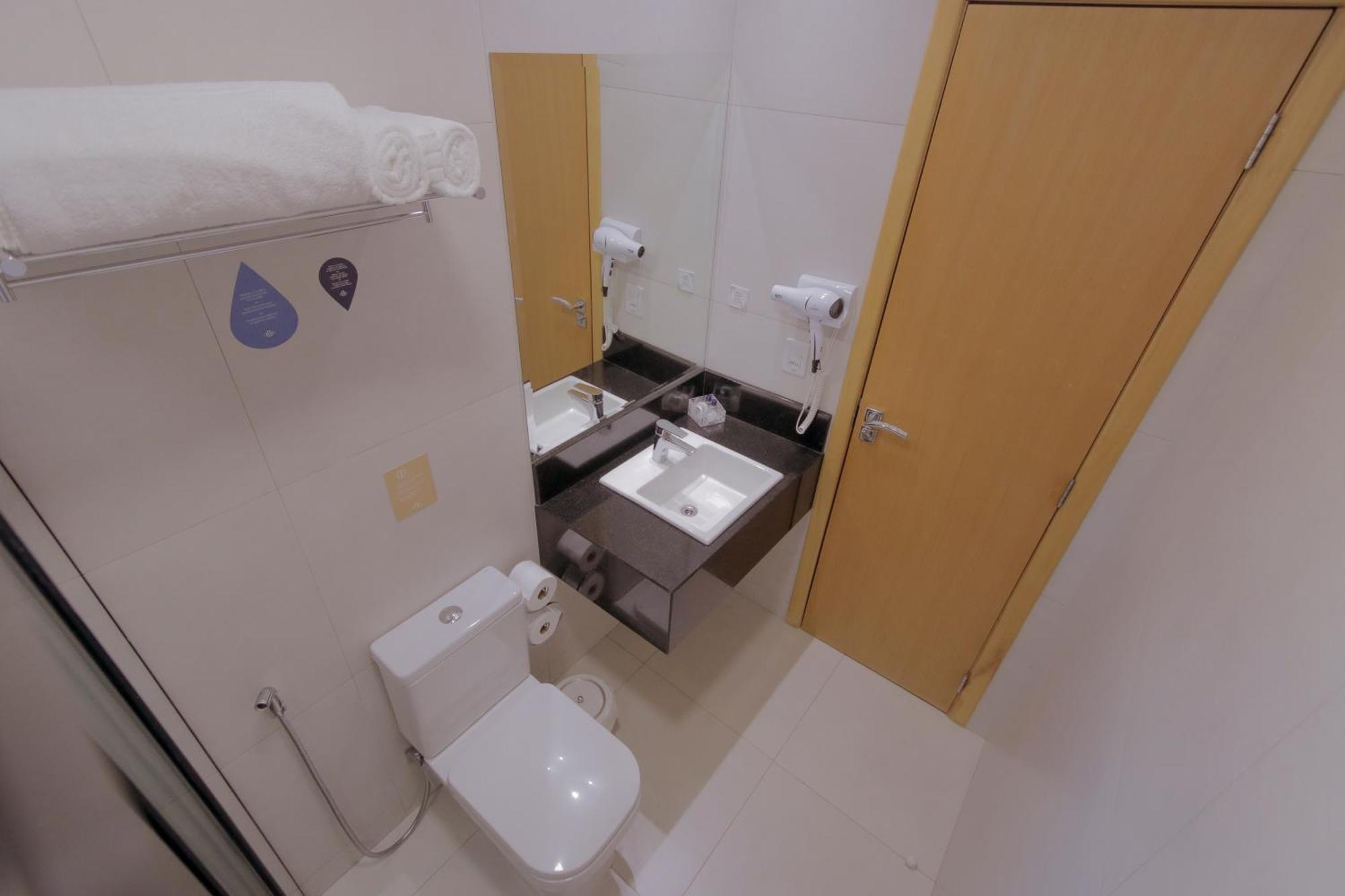 Adria Premium Hotel Guarapuava Exteriör bild